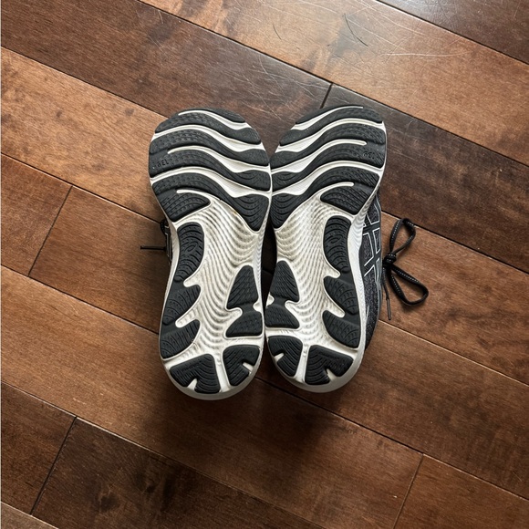 Asics Black and White Athletic Shoes with Knit Mesh Upper - Picture 7 of 8